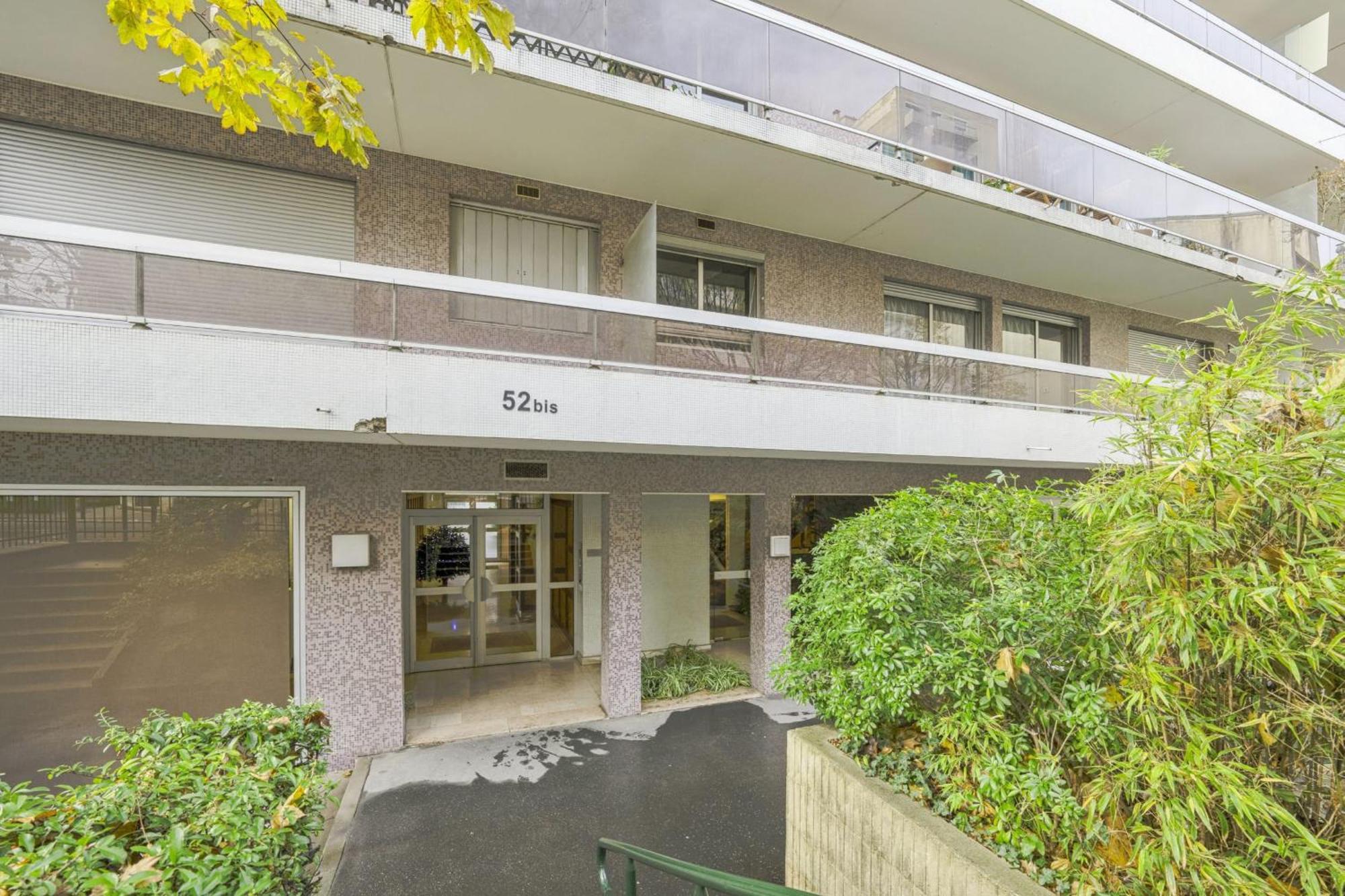 Appartement Labrouste Et Son Balcon - Welkeys Paris Exterior photo